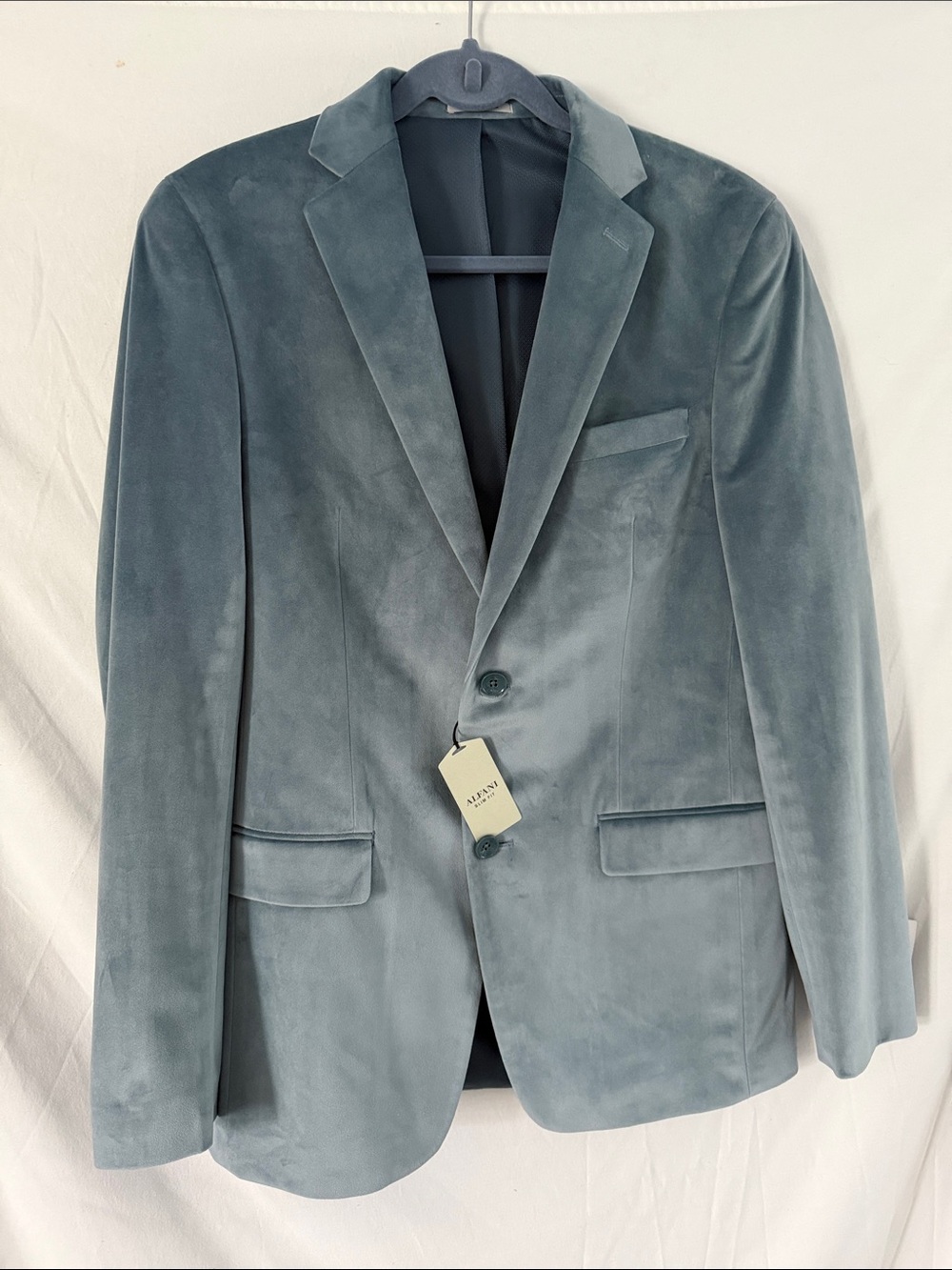 Beautiful Alfani Men's Velvet Sport Jacket in Light Blue 38L, Slim Fit